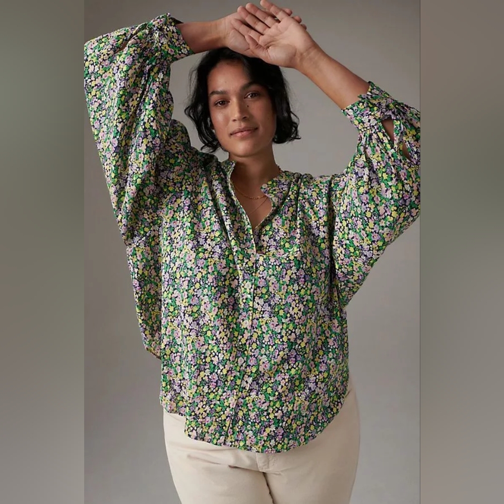 Anthropologie Maeve Ashleigh Puff-Sleeved Button Down Floral Multicolor Blouse